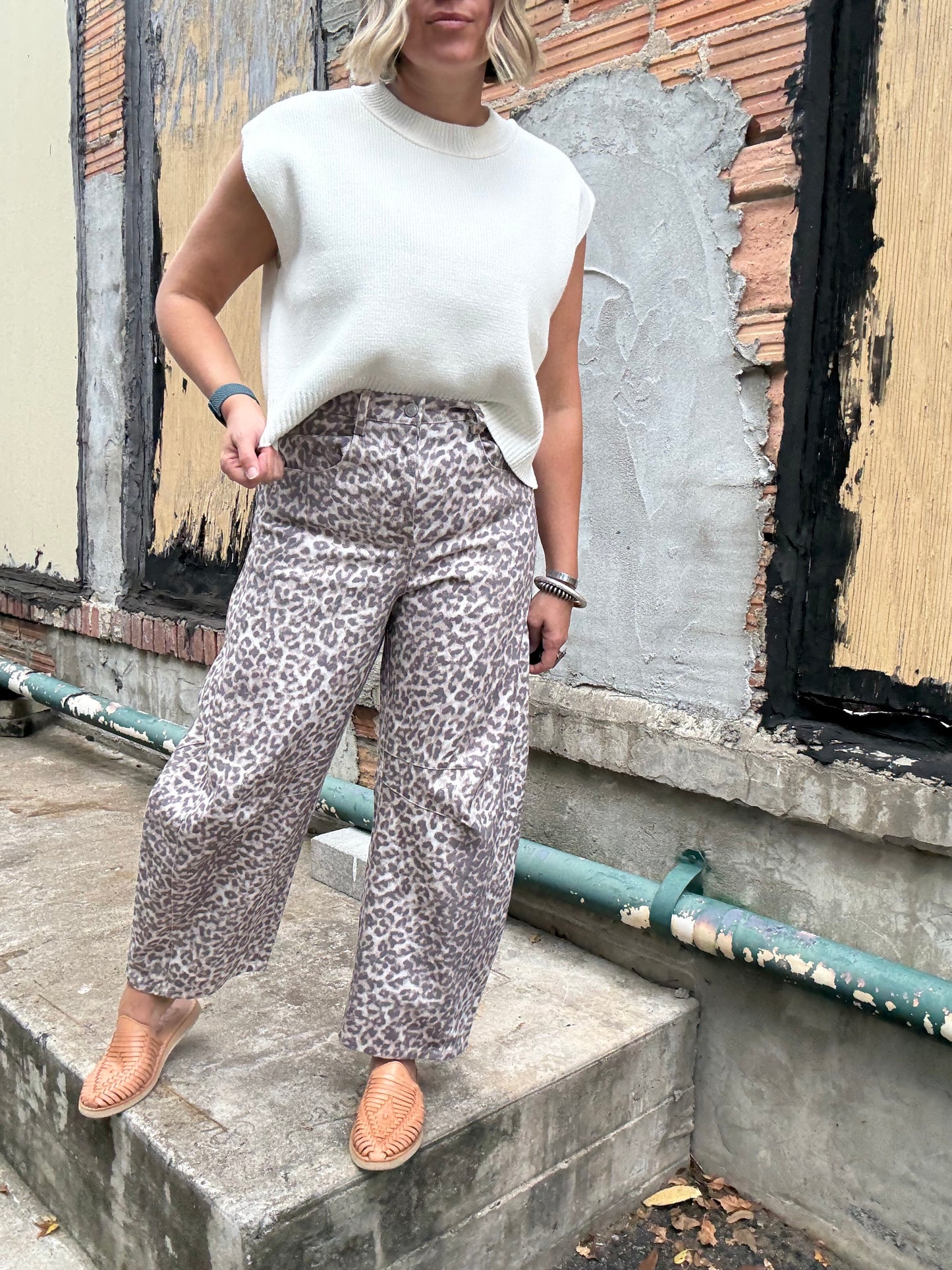 CAP SLEEVE SWEATER