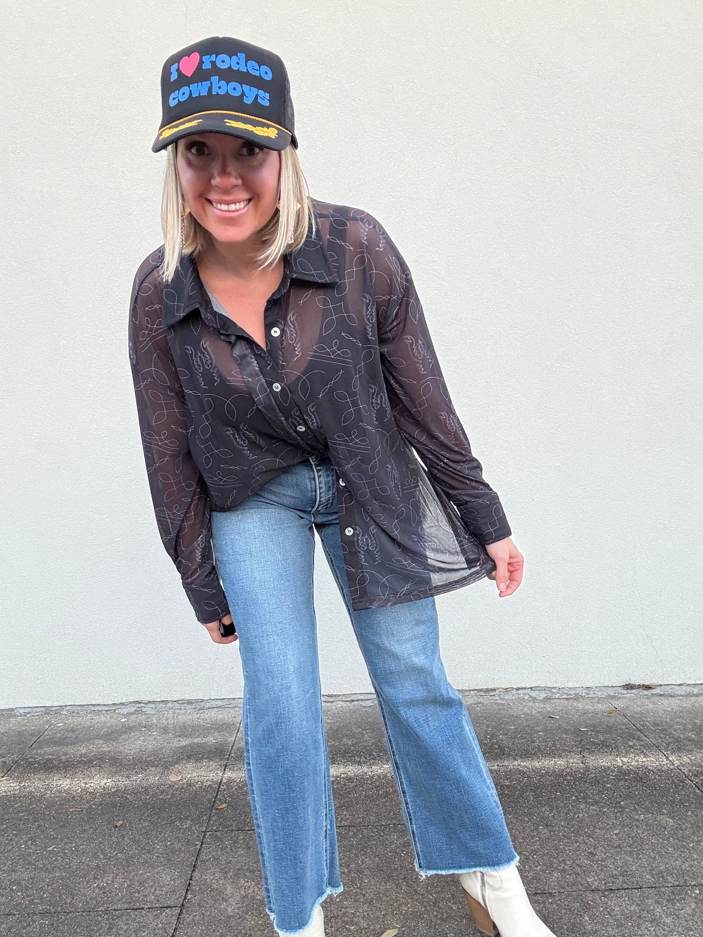 BLACK BOOT STITCH TOP