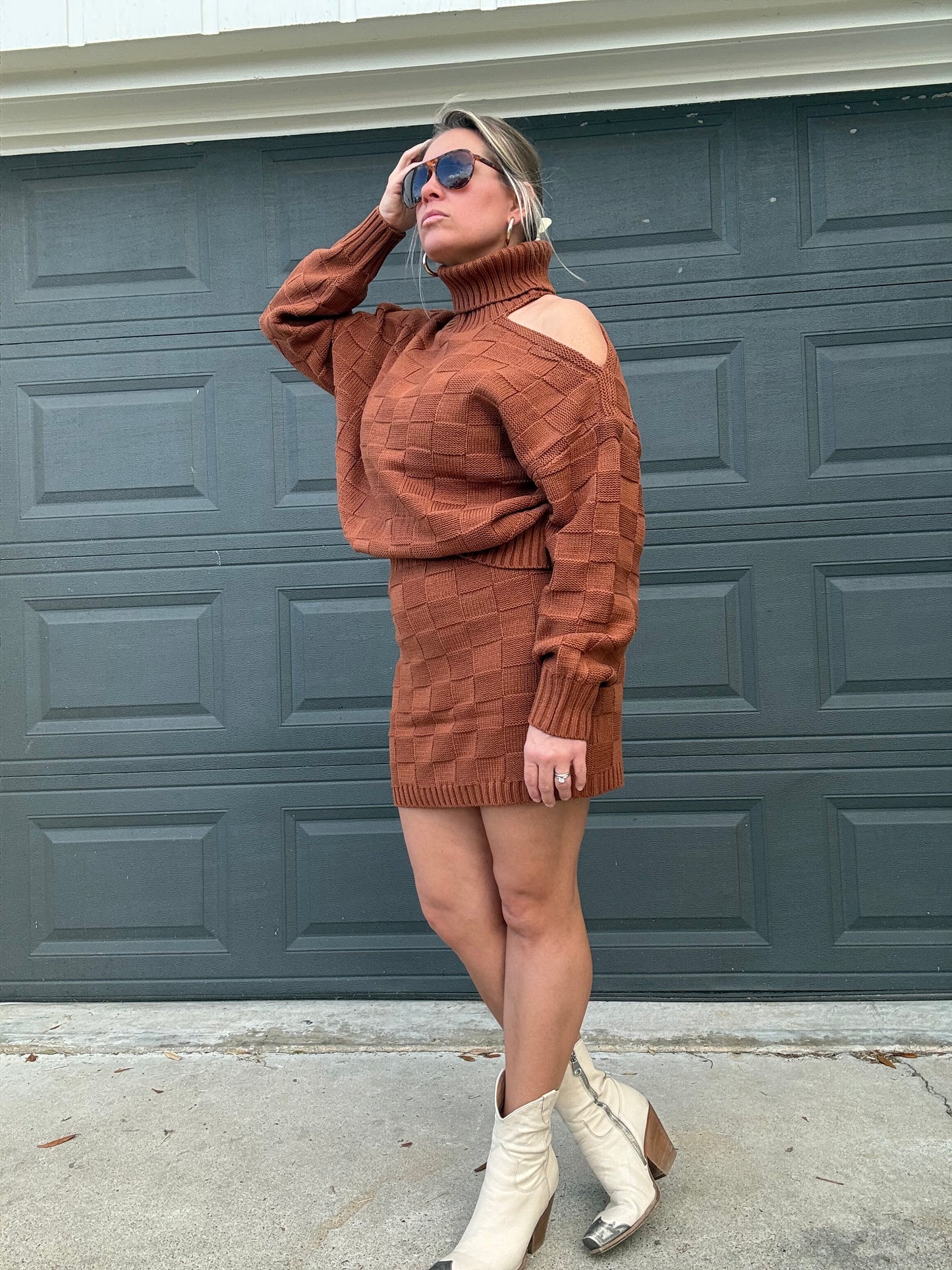 RUSTY BROWN SWEATER/SKIRT SET