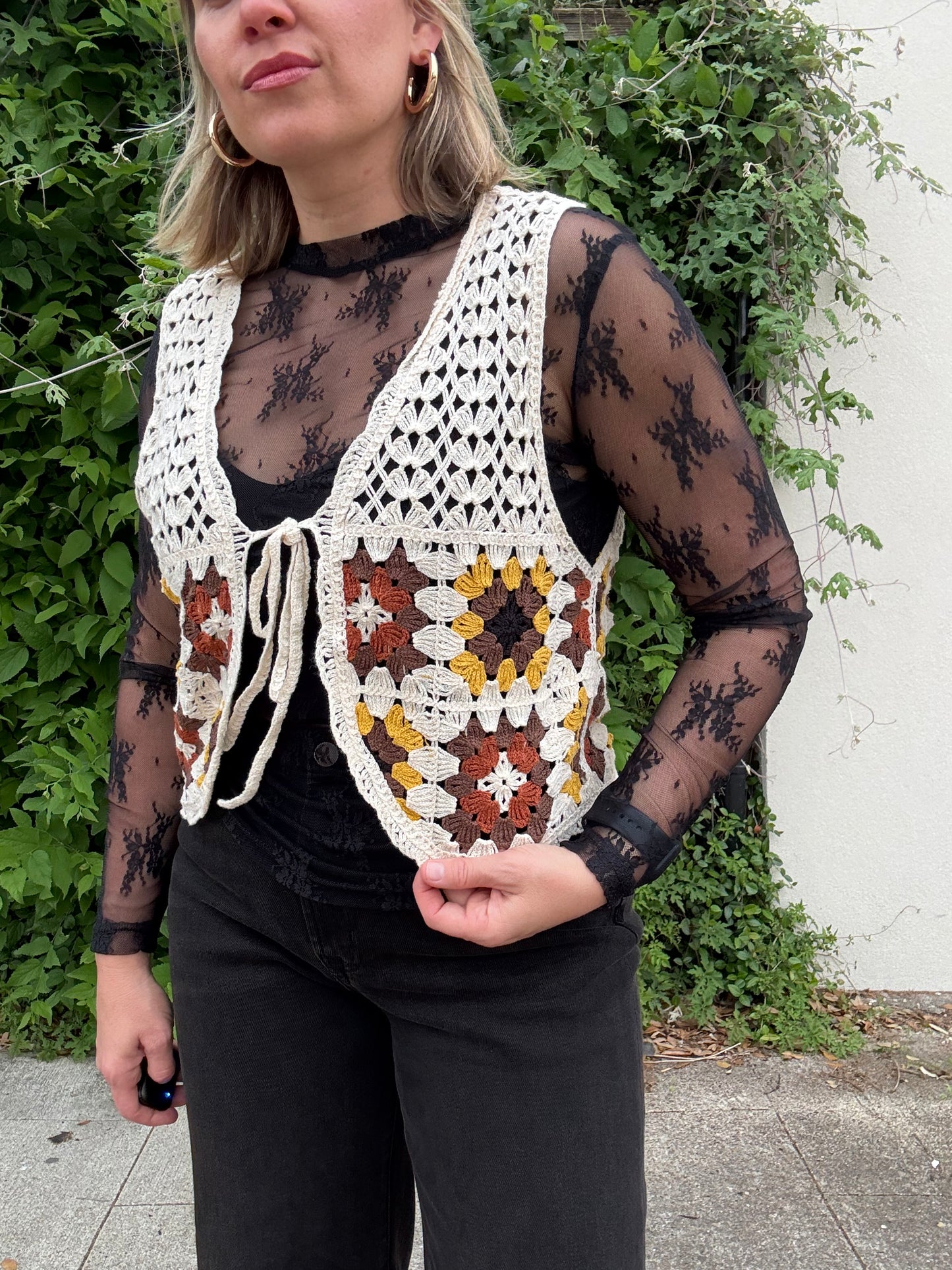 LACE LONG SLEEVE TOP