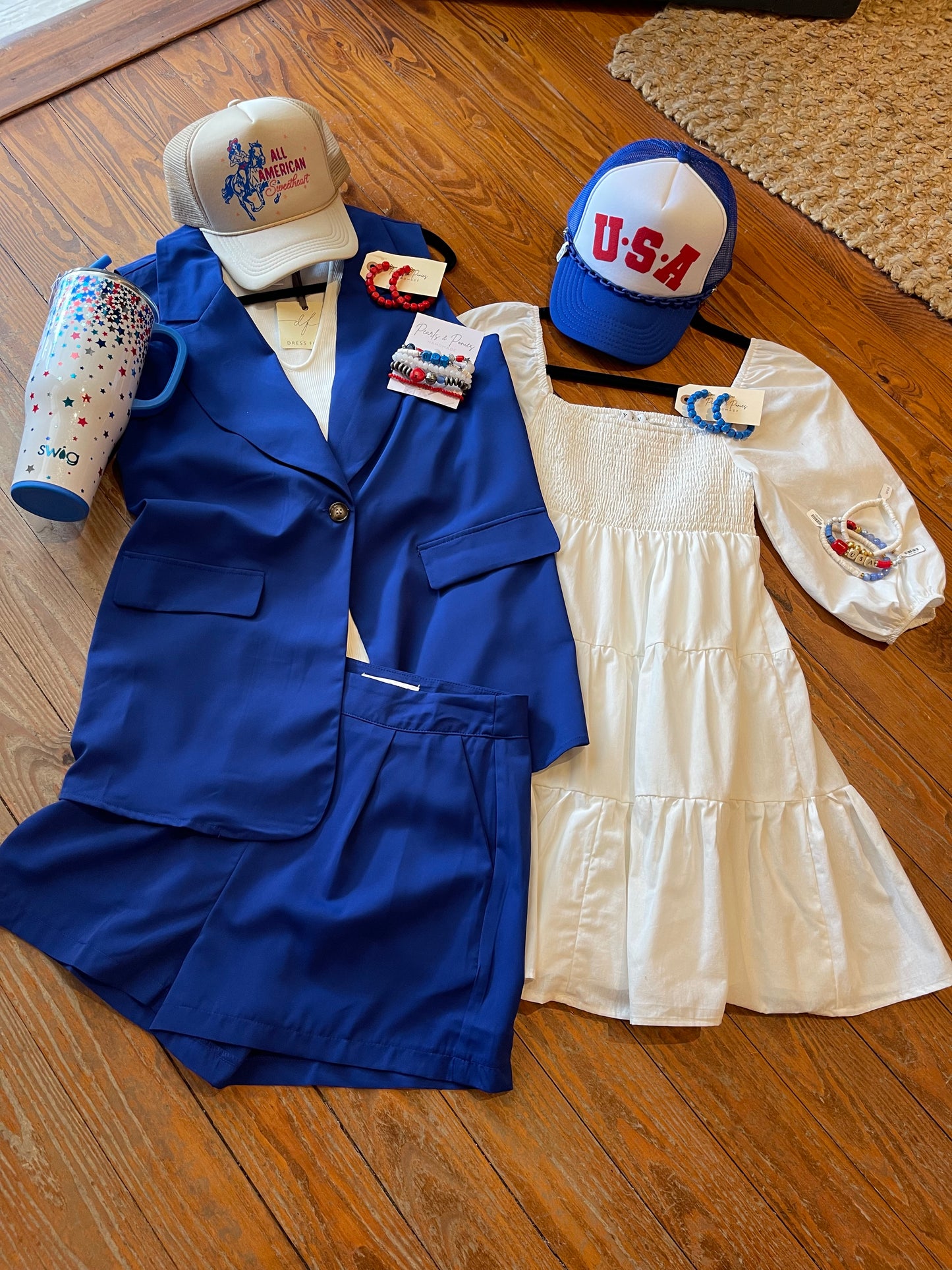 BLUE SLEEVELESS BLAZER + SHORTS SET