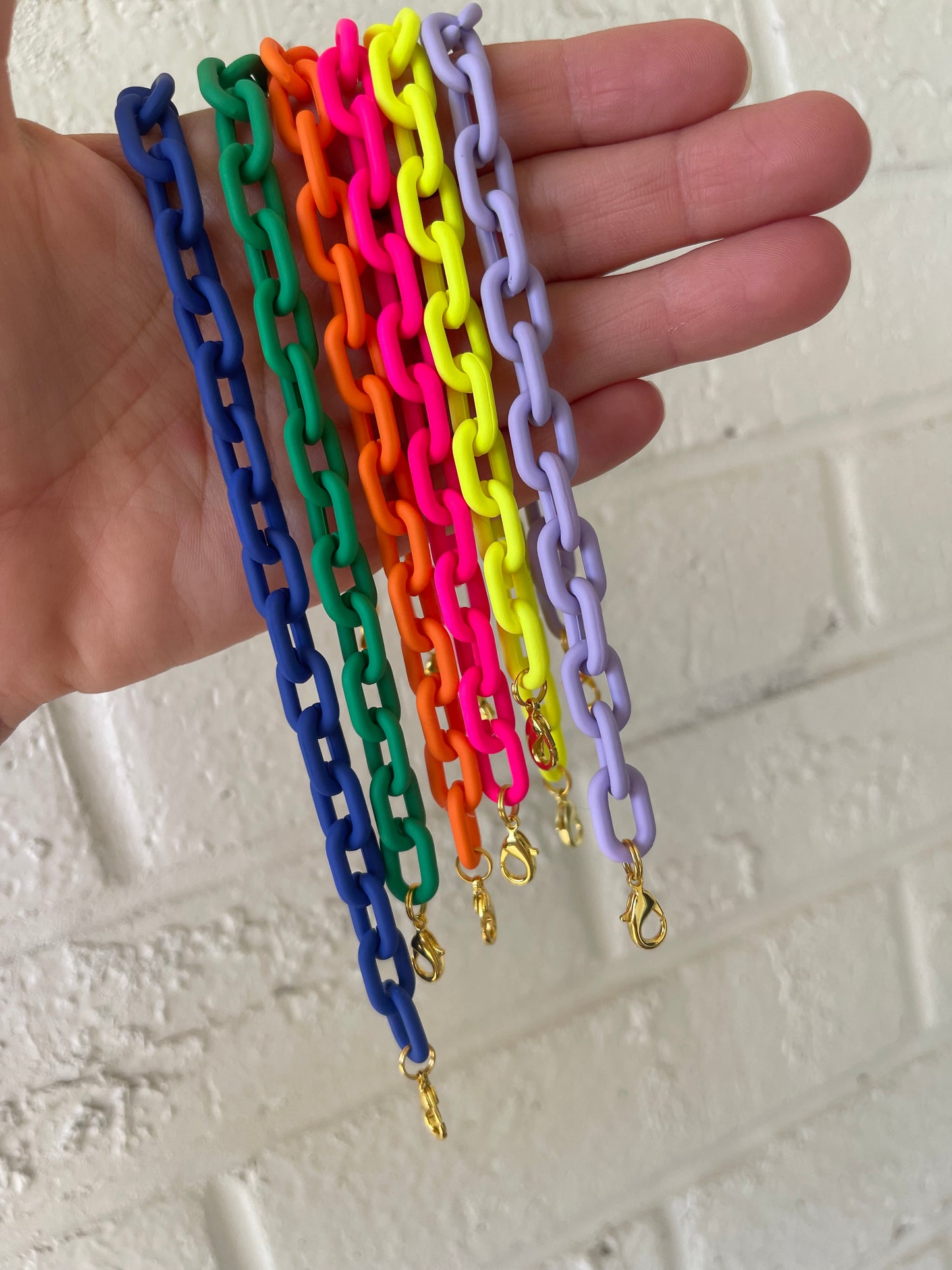 CAP CHAINS