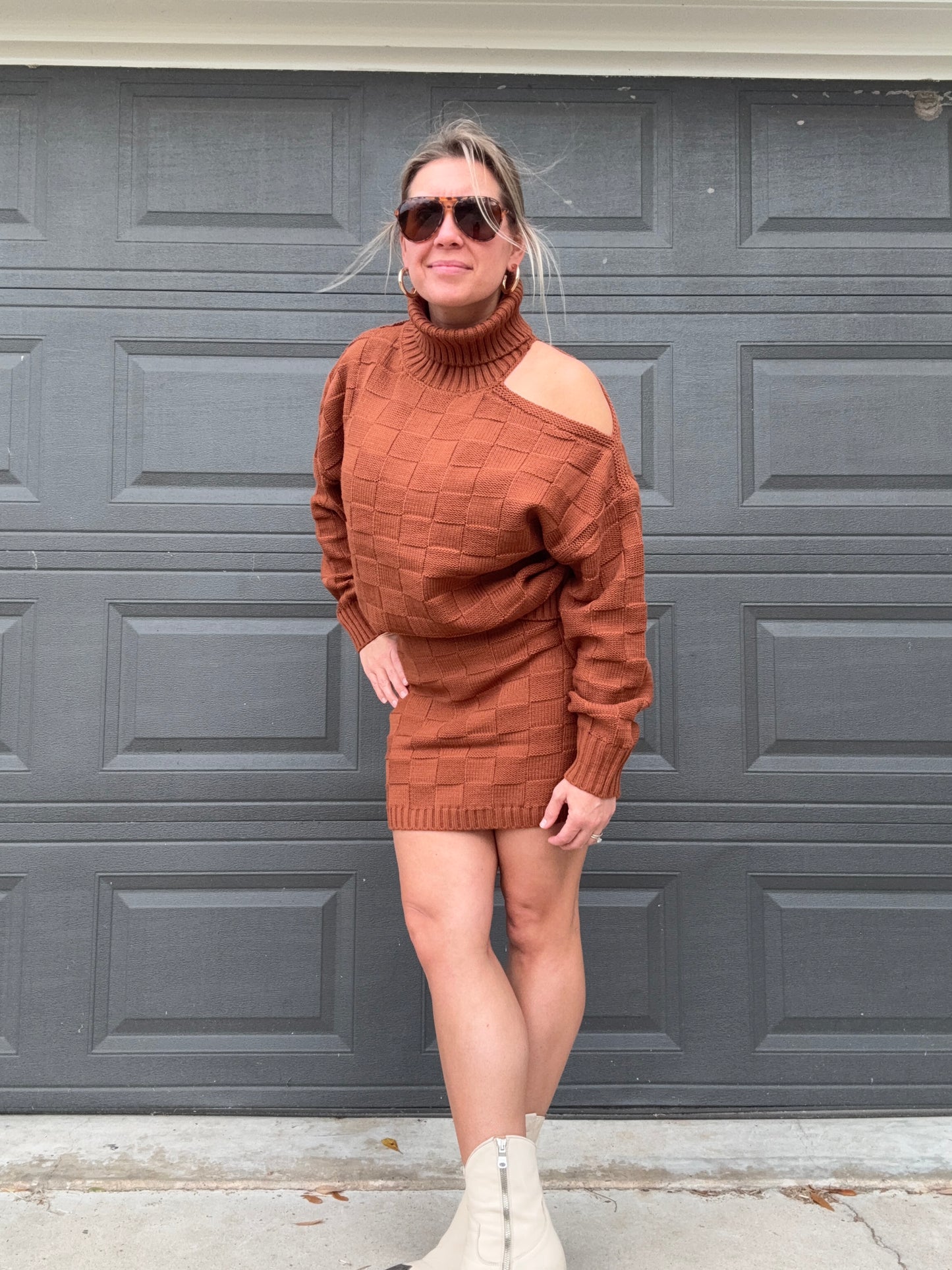 RUSTY BROWN SWEATER/SKIRT SET