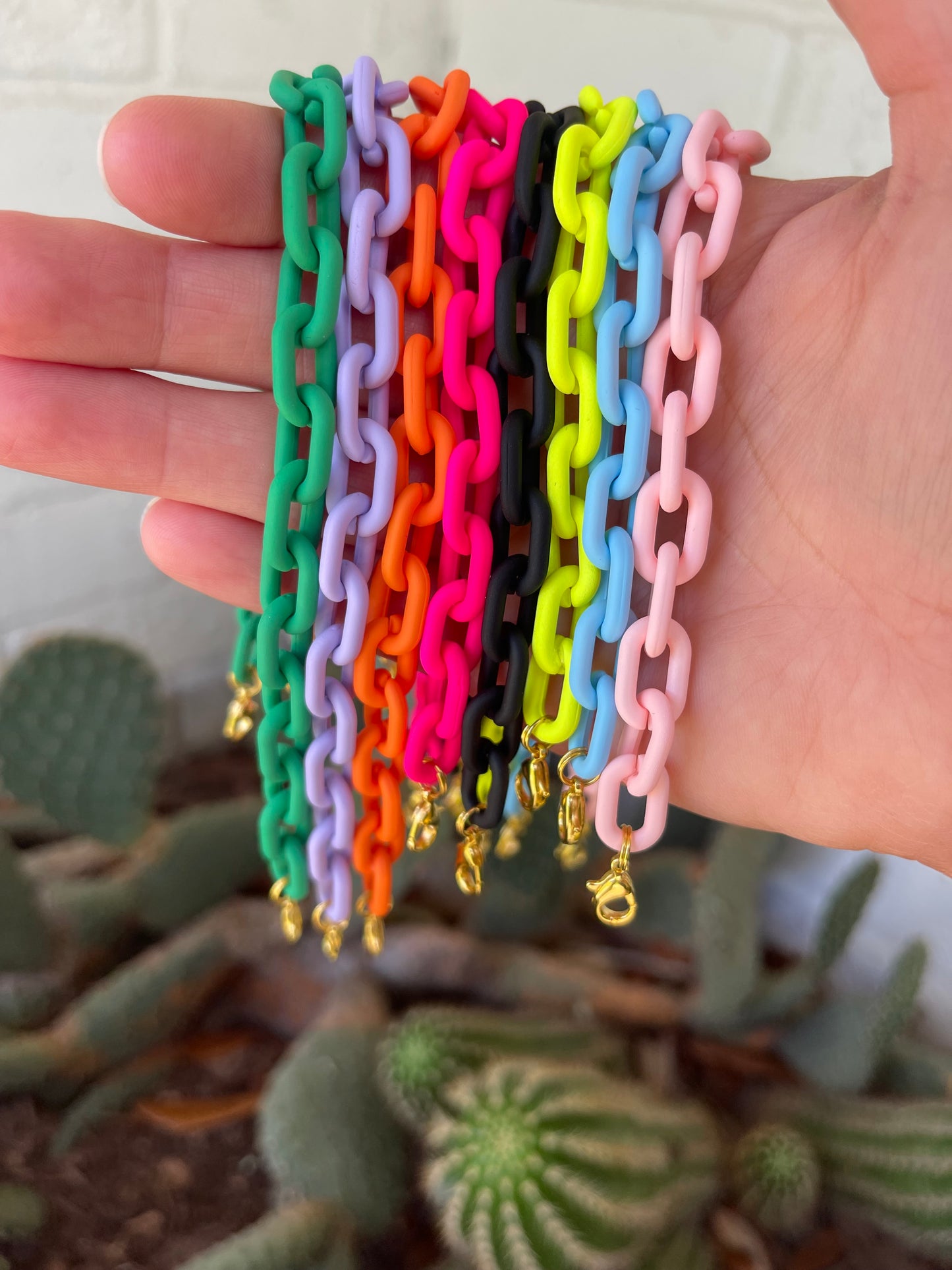 CAP CHAINS