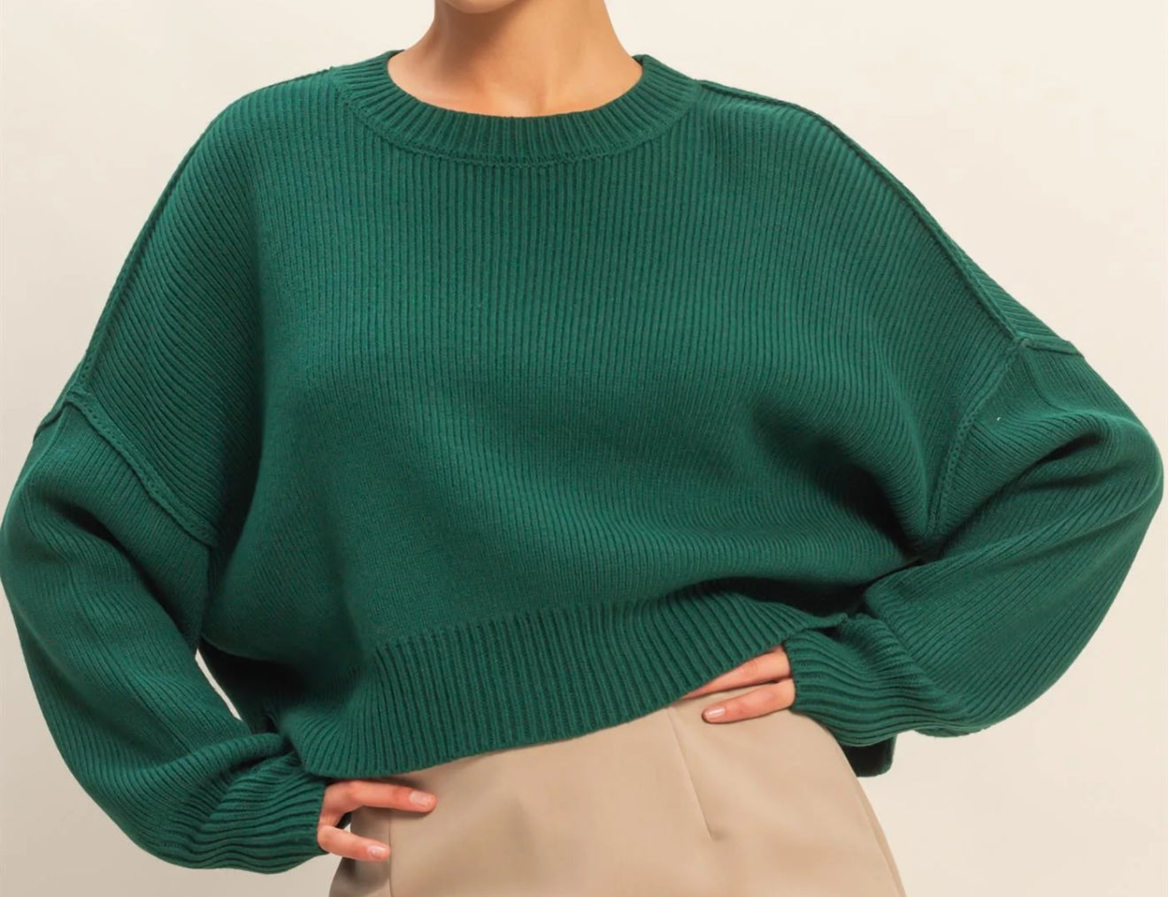 OVERSIZED CROP SWEATER