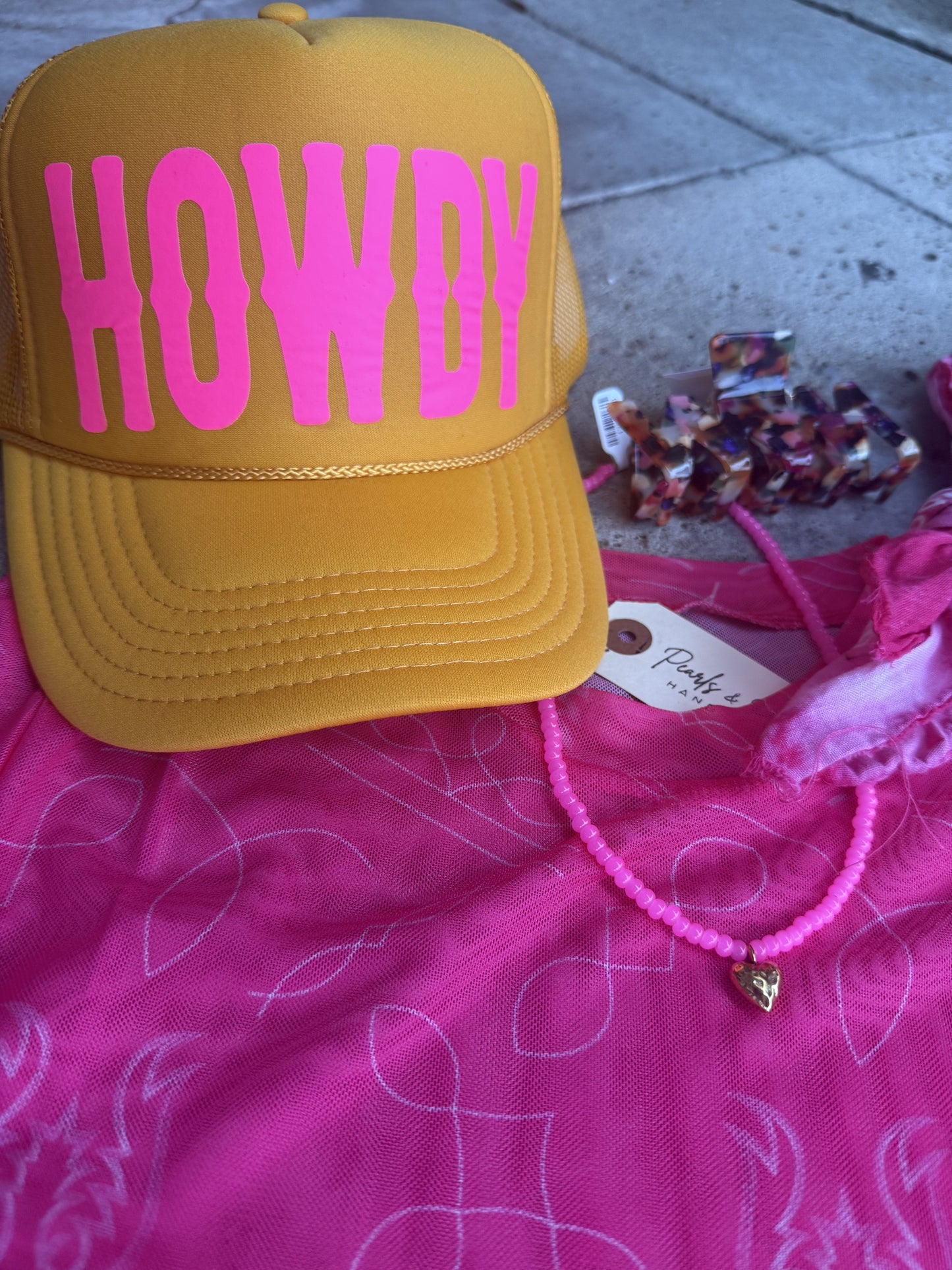 HOT PINK HEART NECKLACE