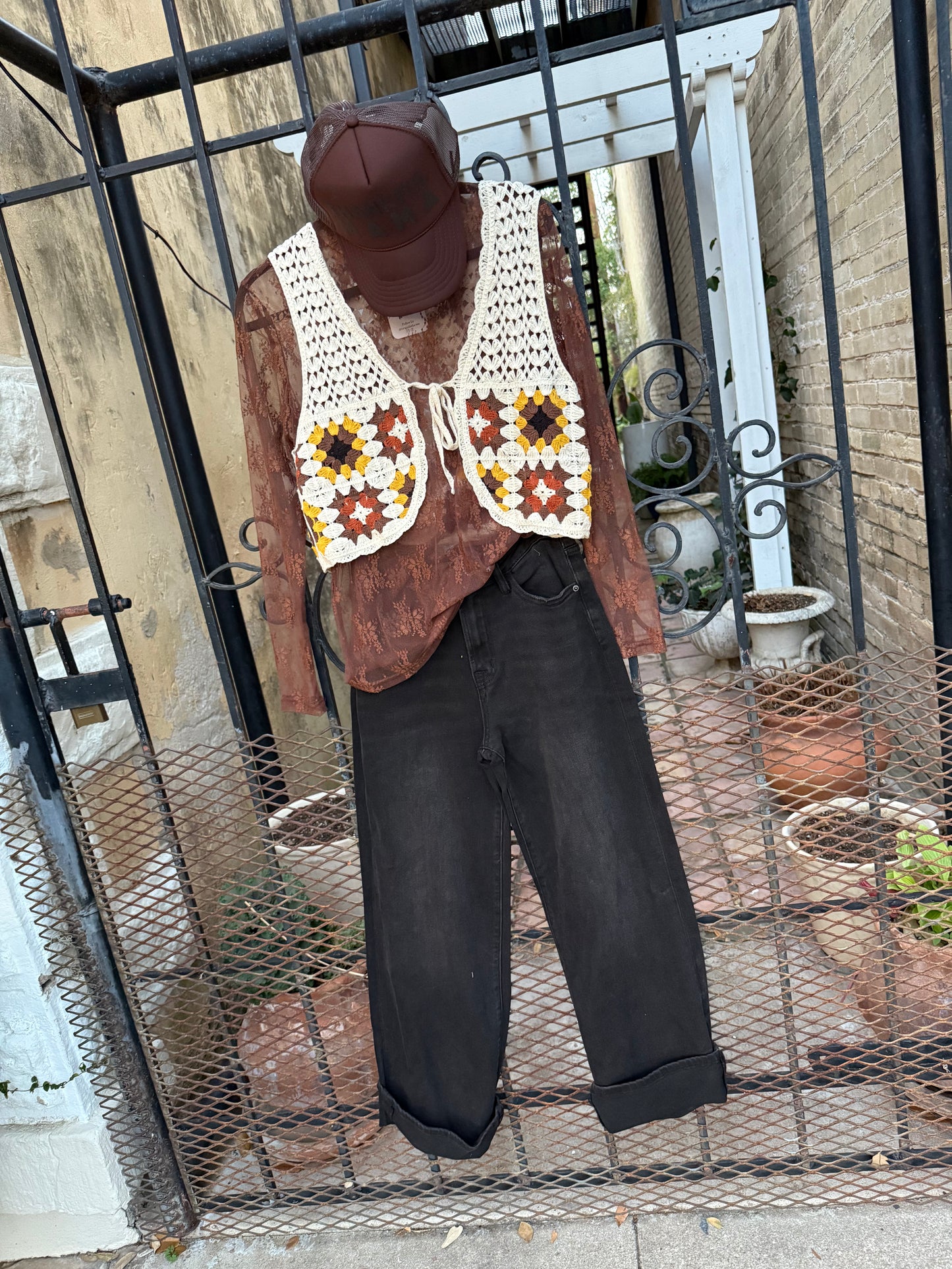 GRANNY SQUARE CROCHET VEST