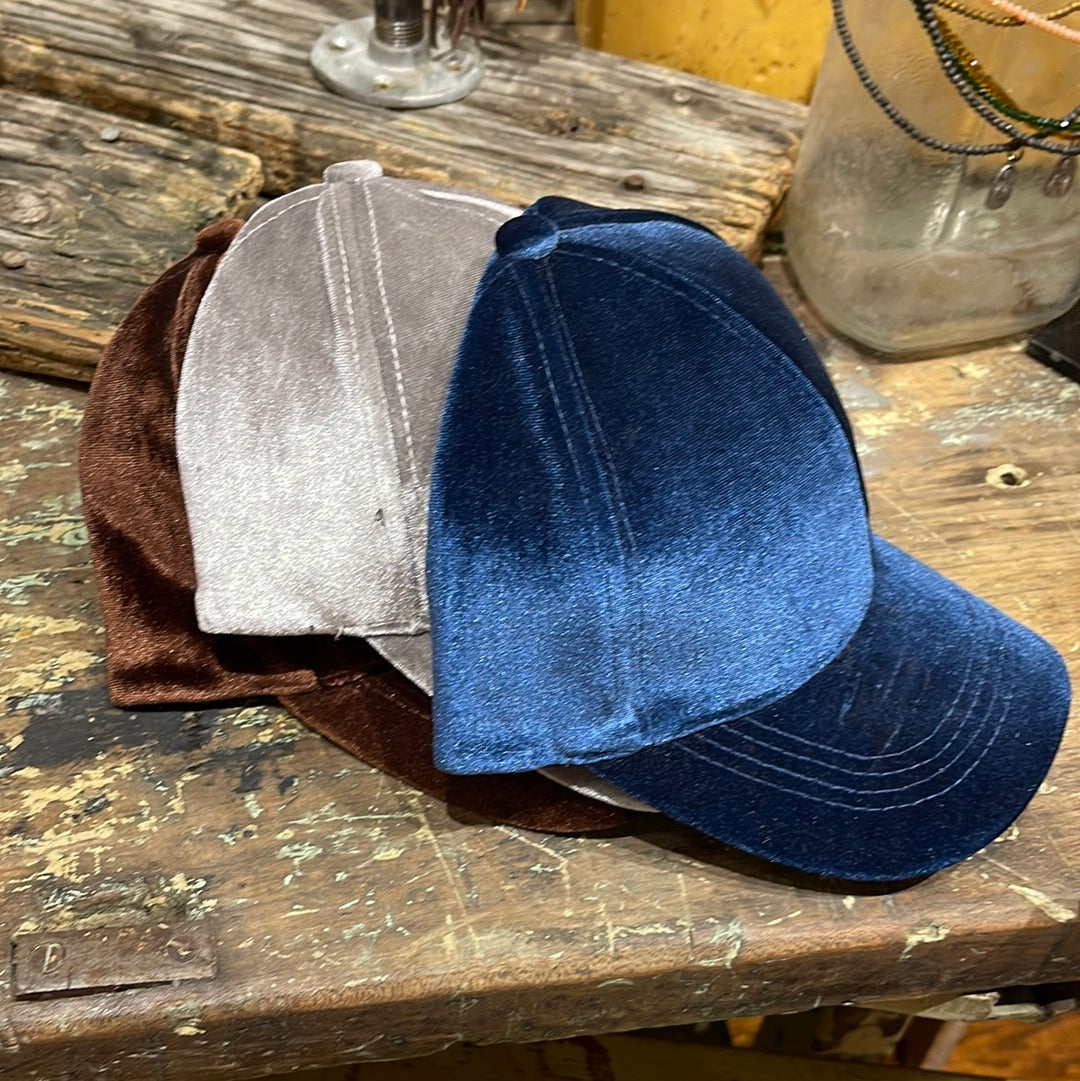 VELVET CAPS