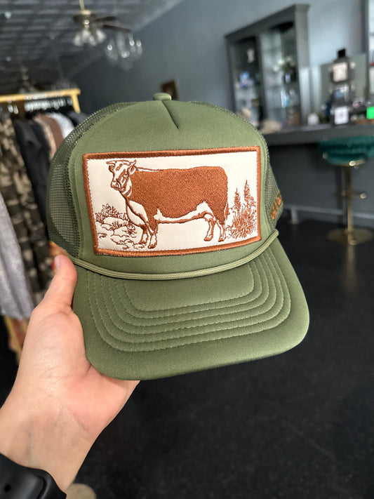 BIG OLE RED & WHITE HEREFORD BULL - CAP