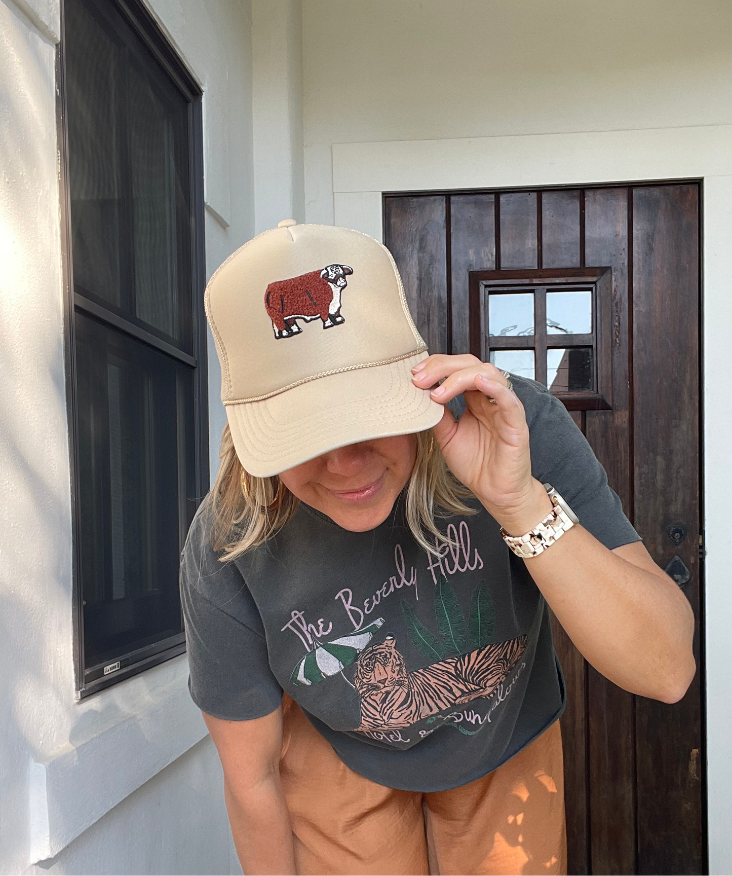 BIG OLE RED & WHITE HEREFORD BULL - CAP