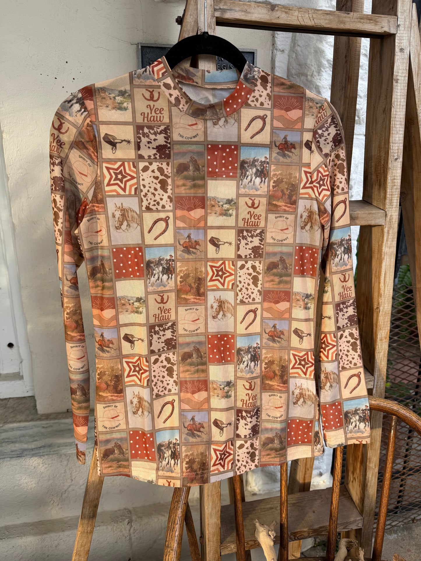 WESTERN PRINT MESH TOPS