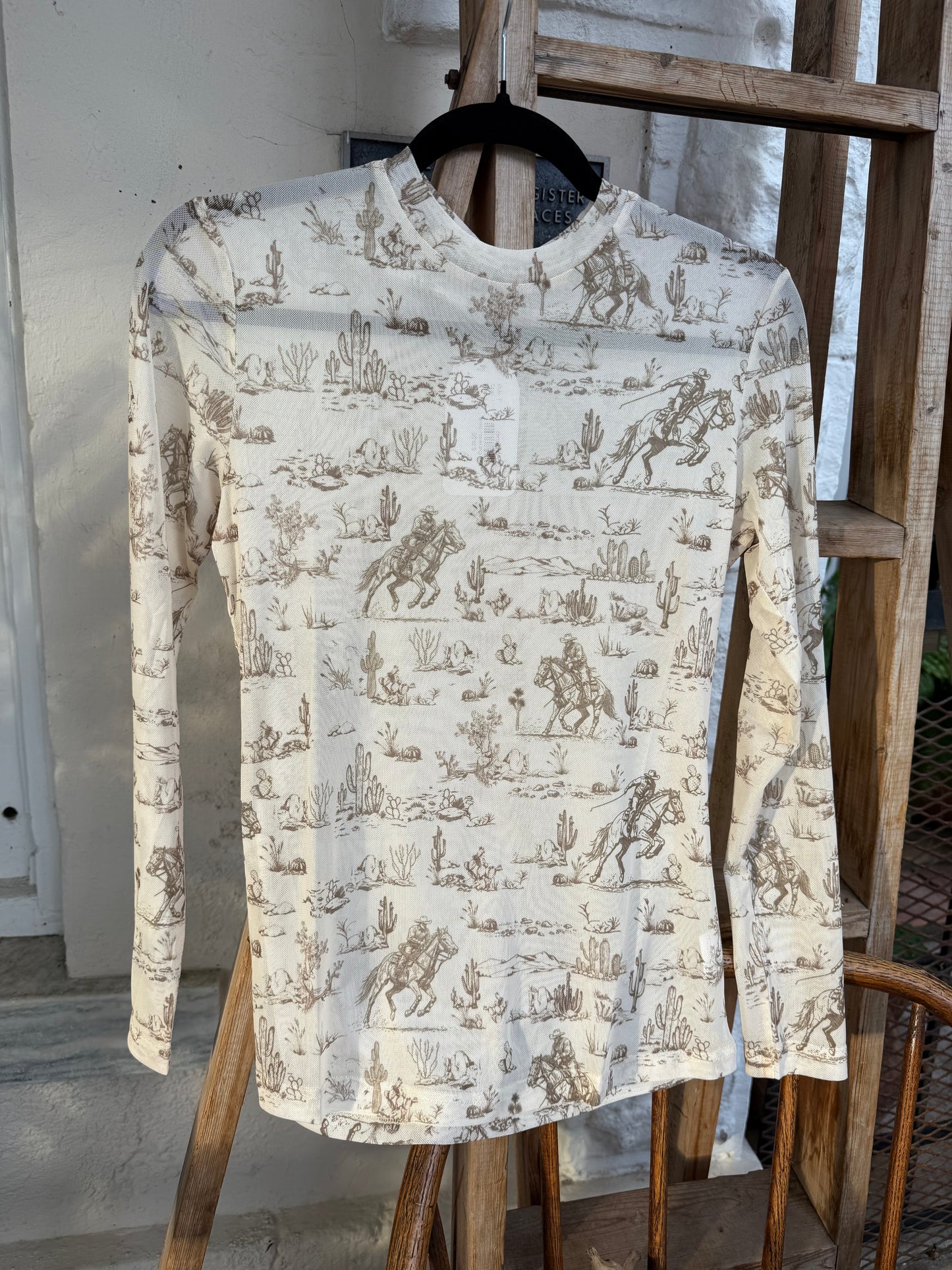 WESTERN PRINT MESH TOPS