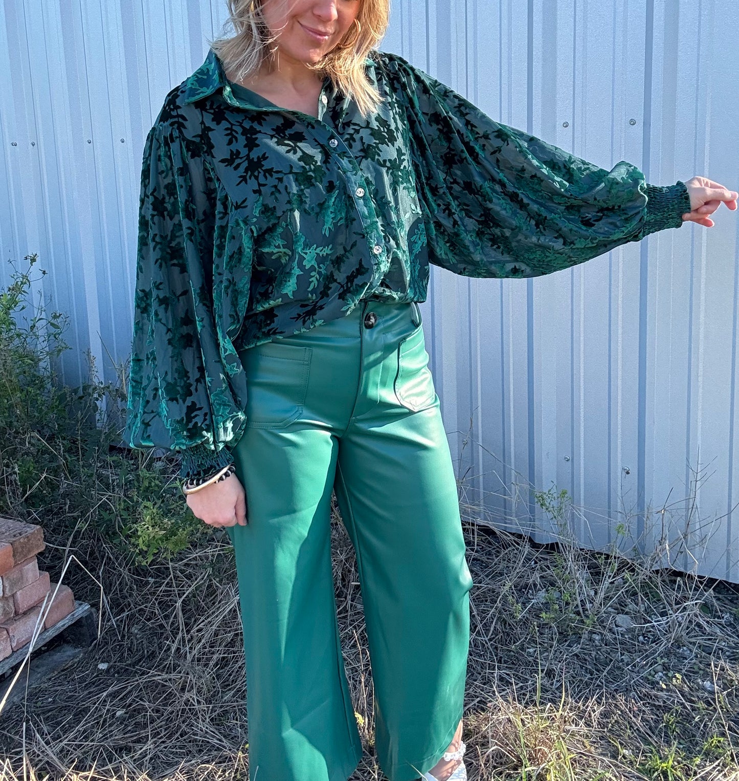 EMERALD VELVET DROP SLEEVE TOP