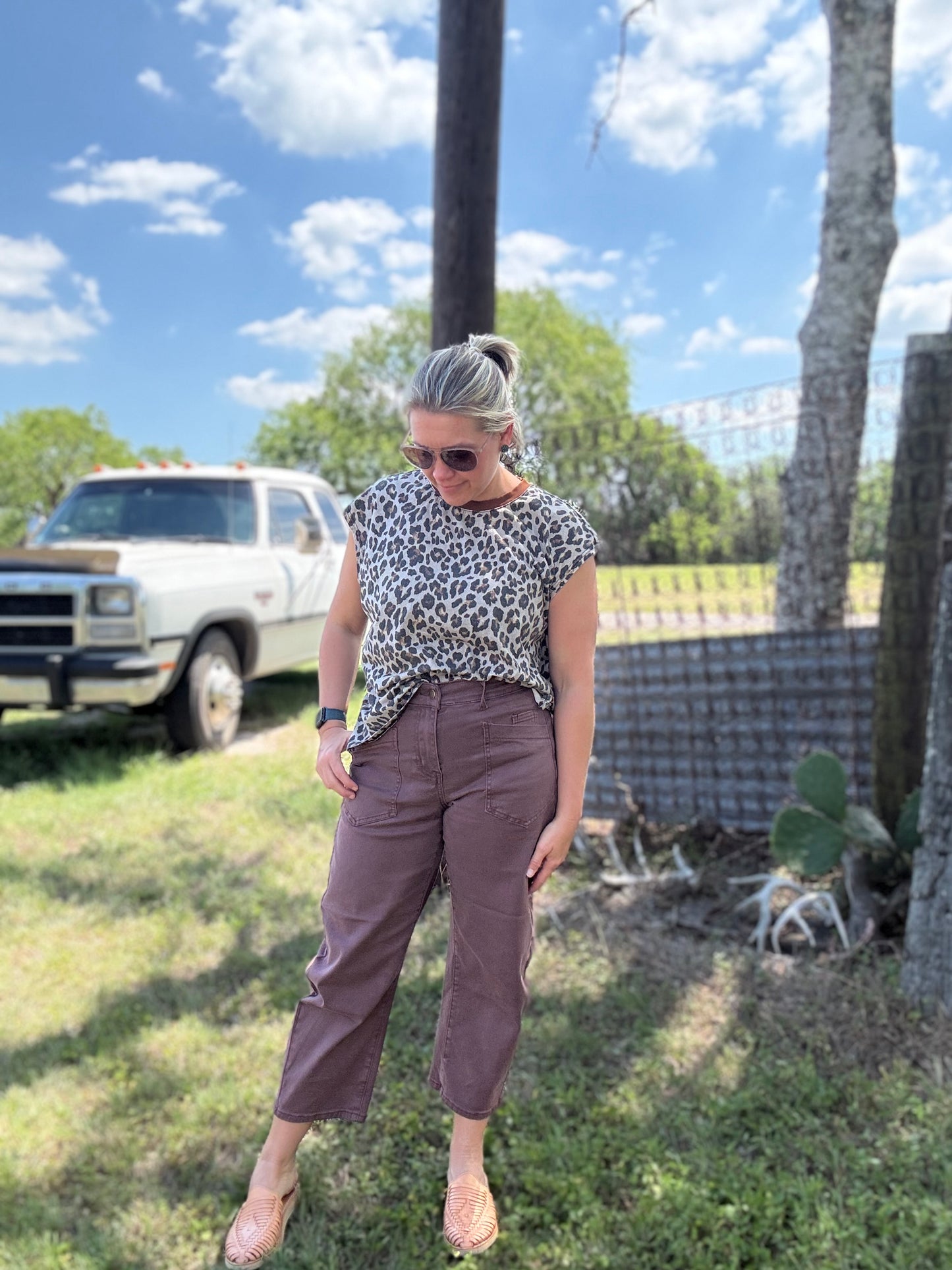 BROWN FRONT POCKET BARREL PANTS
