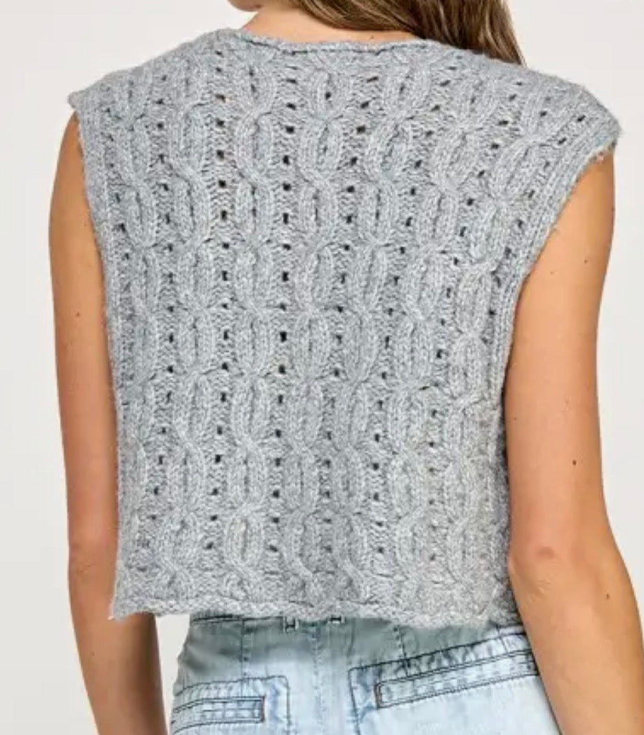 HEATHER GREY KNIT VEST