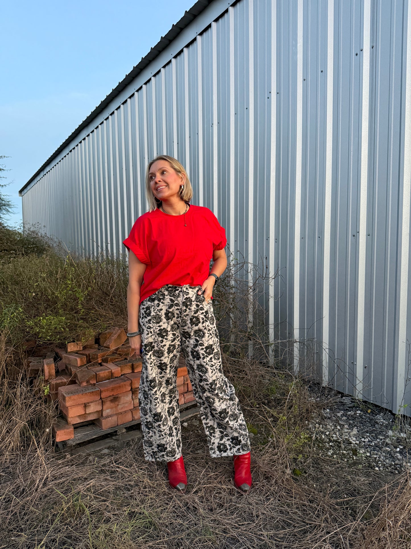 RED ELASTIC SLEEVE TOP