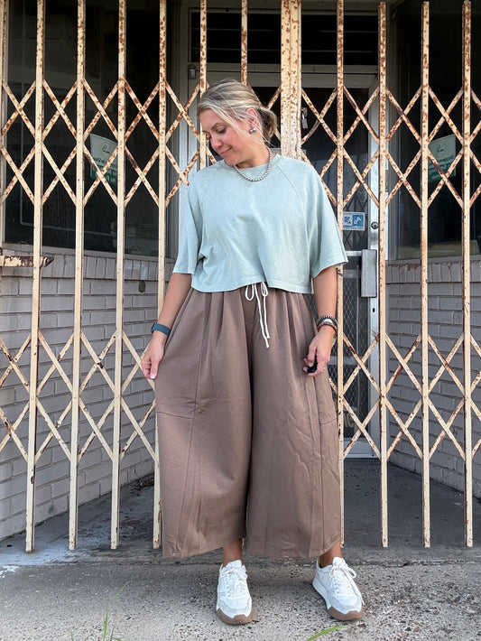 WIDE LEG COMFY PANT