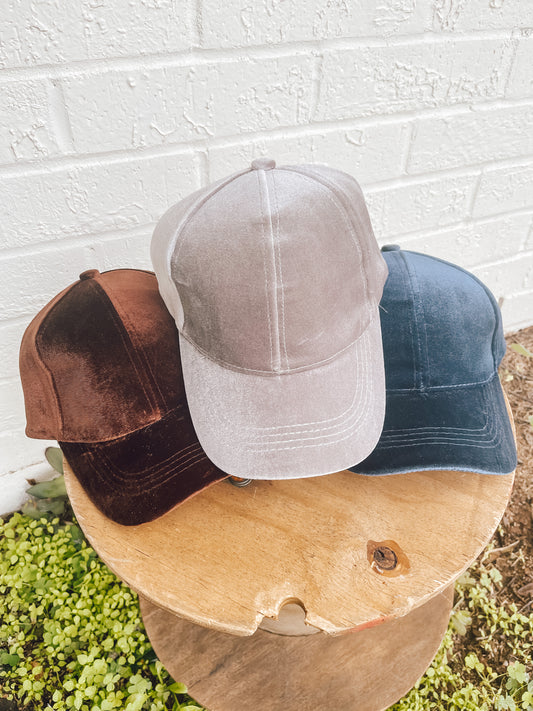 VELVET CAPS