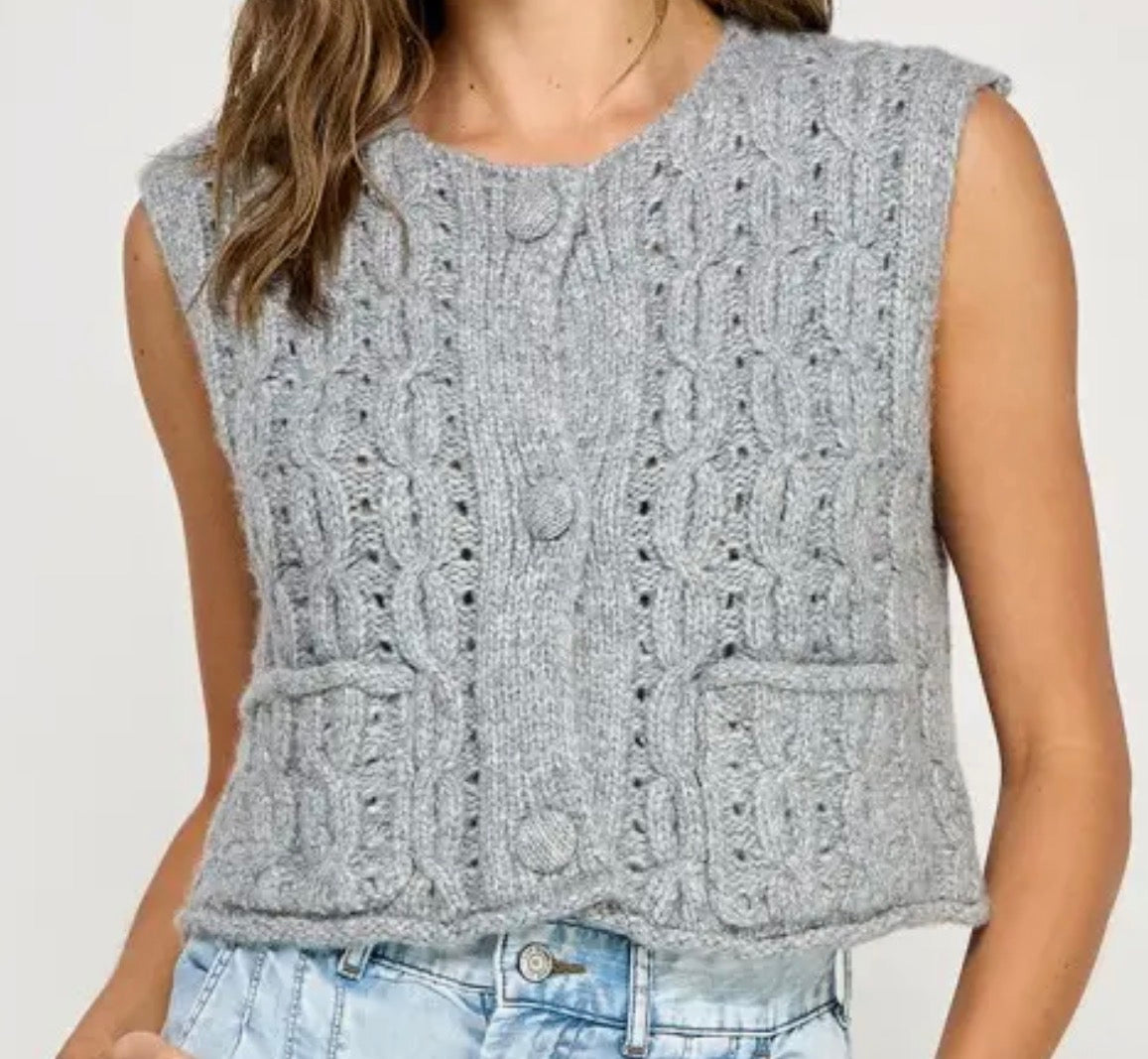 HEATHER GREY KNIT VEST