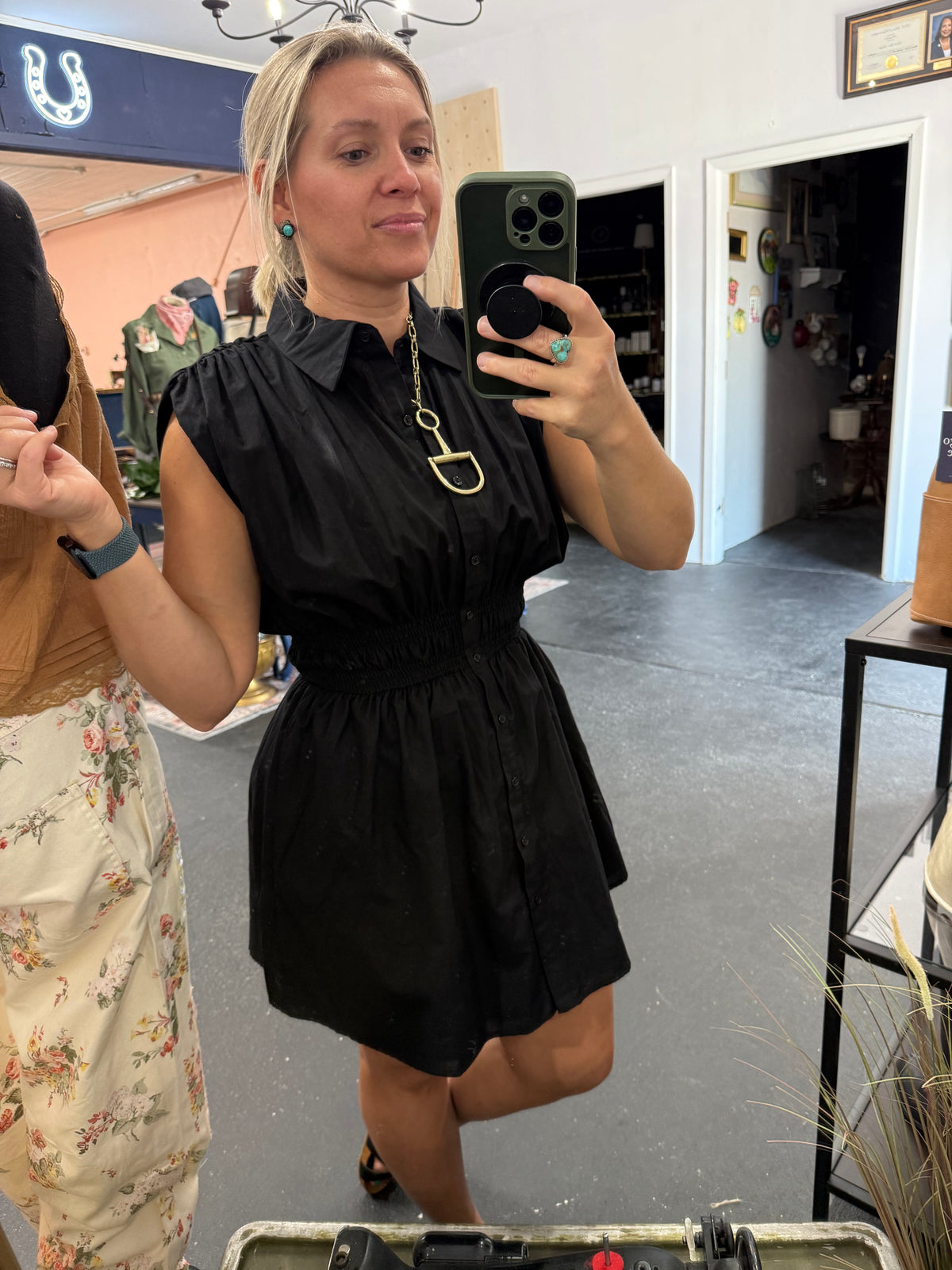 BLACK BOTTON DOWN DRESS