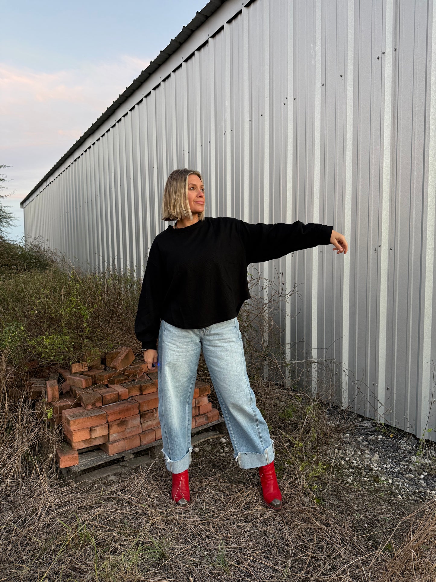 BLACK LONG SLEEVE WAFFLE KNIT TOP