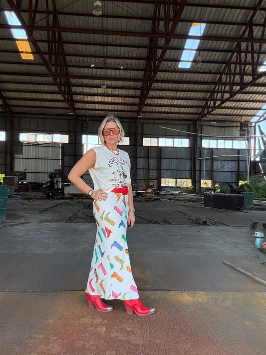 COWBOY BOOTS MIDI SKIRT