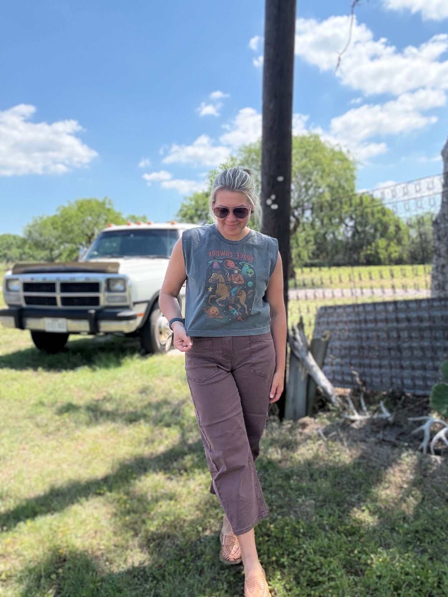 BROWN FRONT POCKET BARREL PANTS