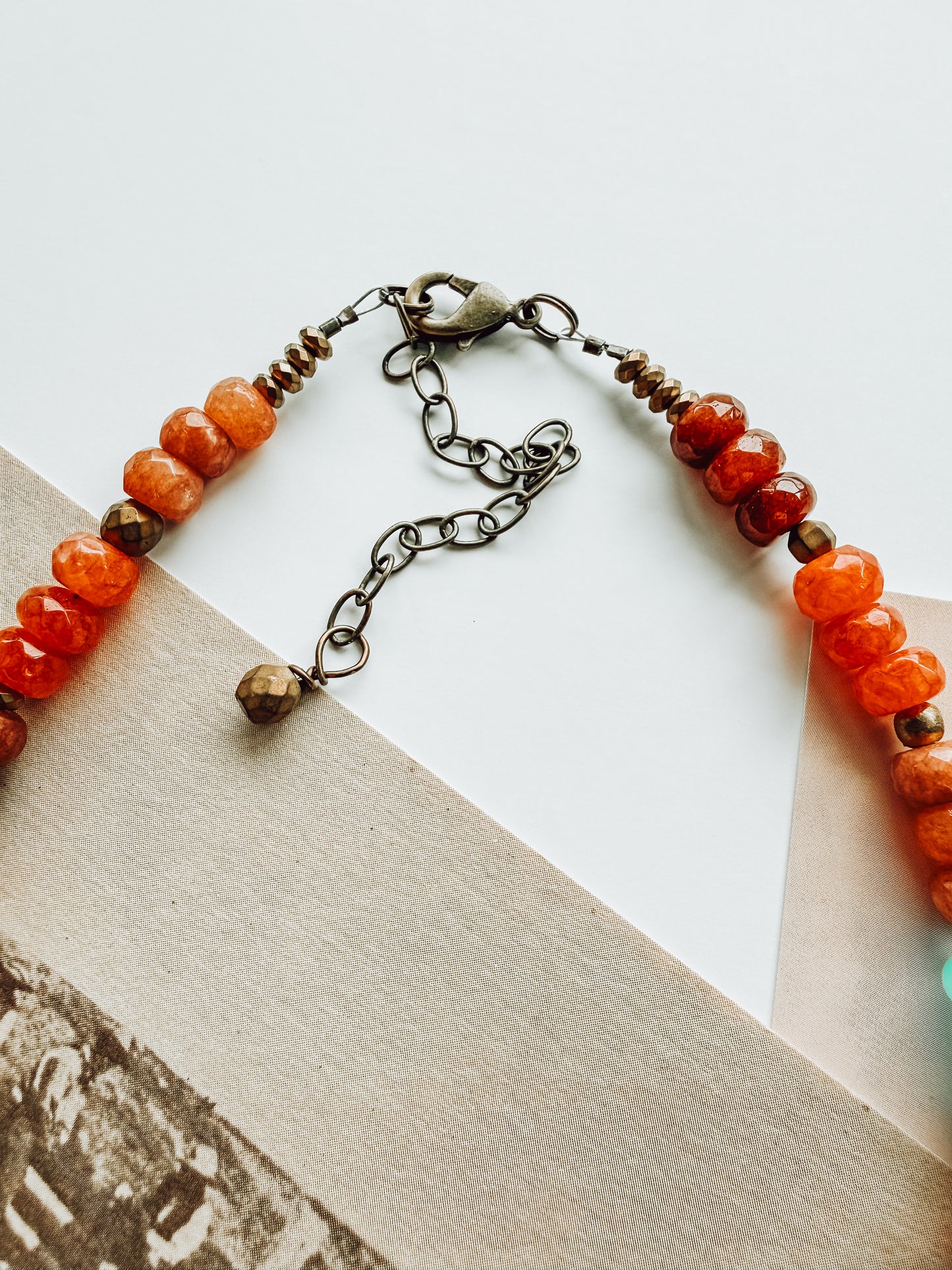 The RED ROCKS Necklace