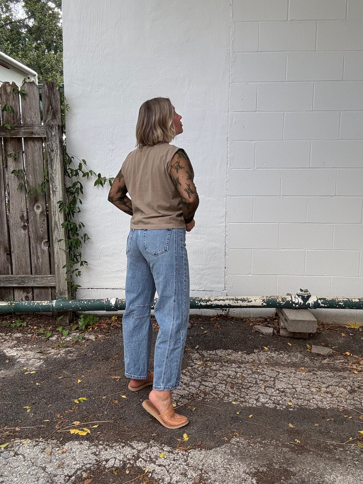 VERVET BARREL JEANS