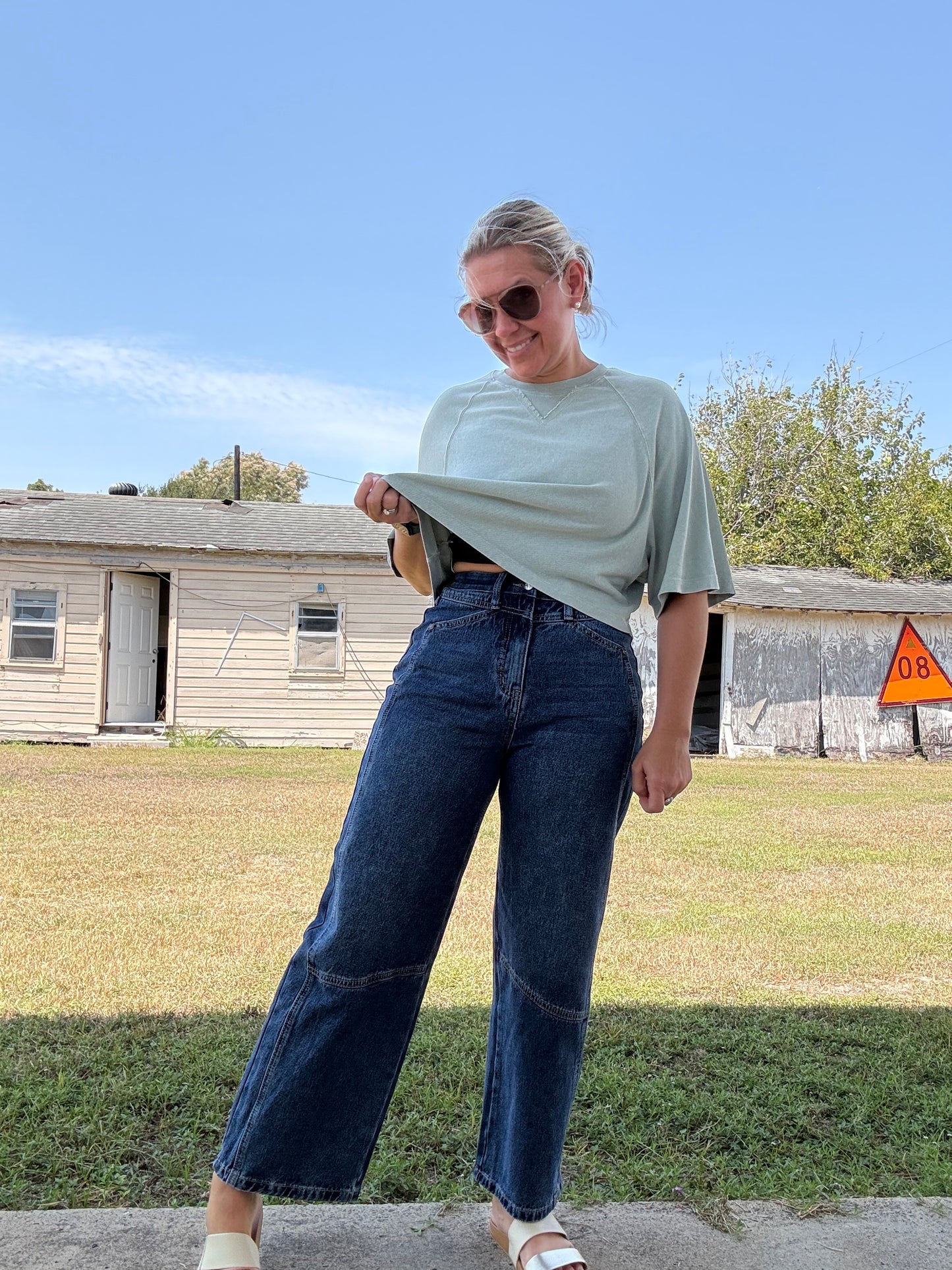 HIGH RISE TUMMY CONTROL BARREL JEAN