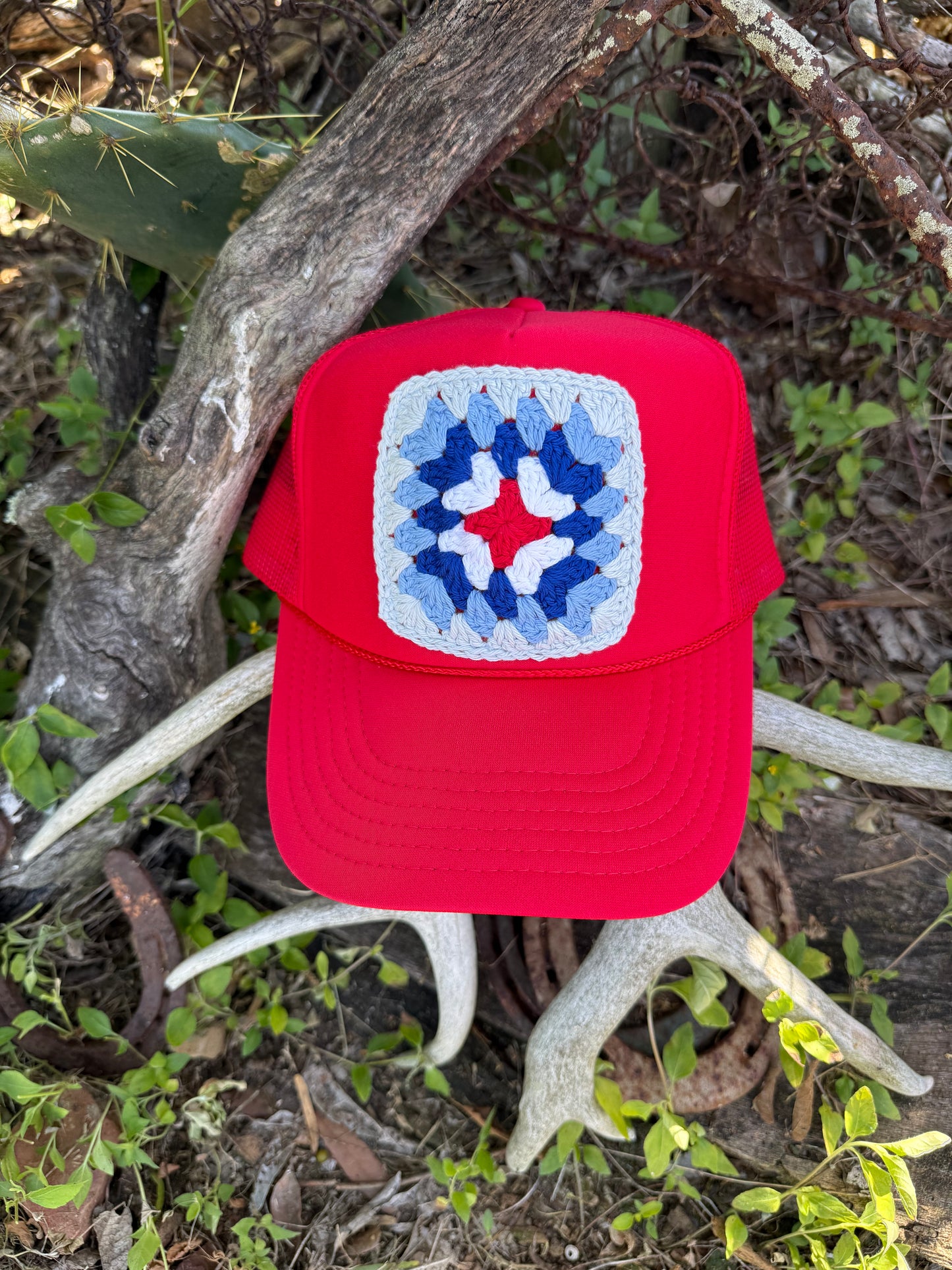 AMERICANA TRUCKER CAPS