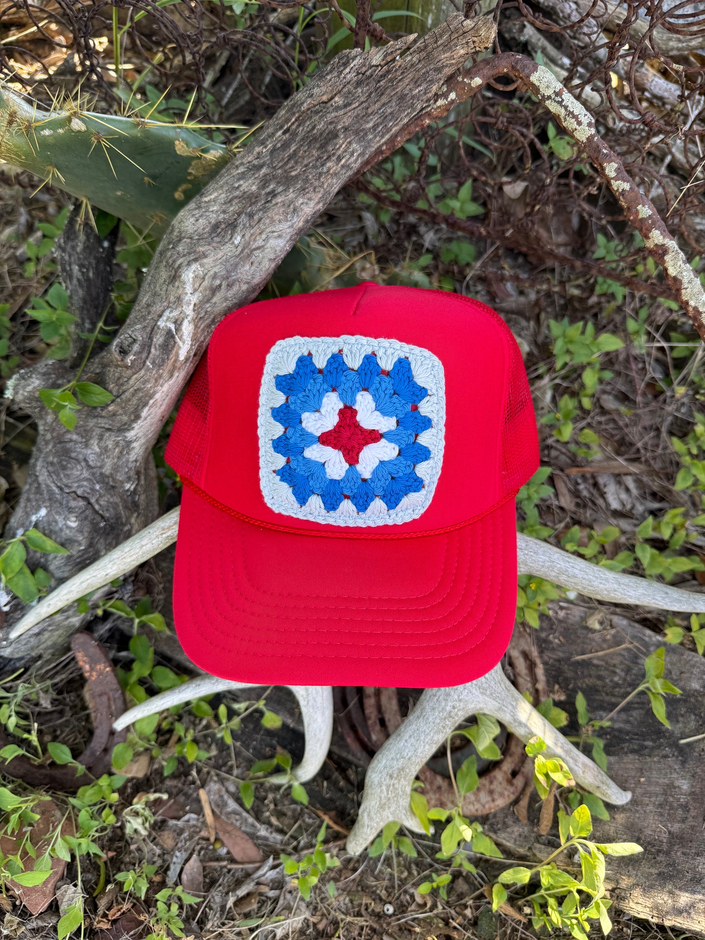 AMERICANA TRUCKER CAPS