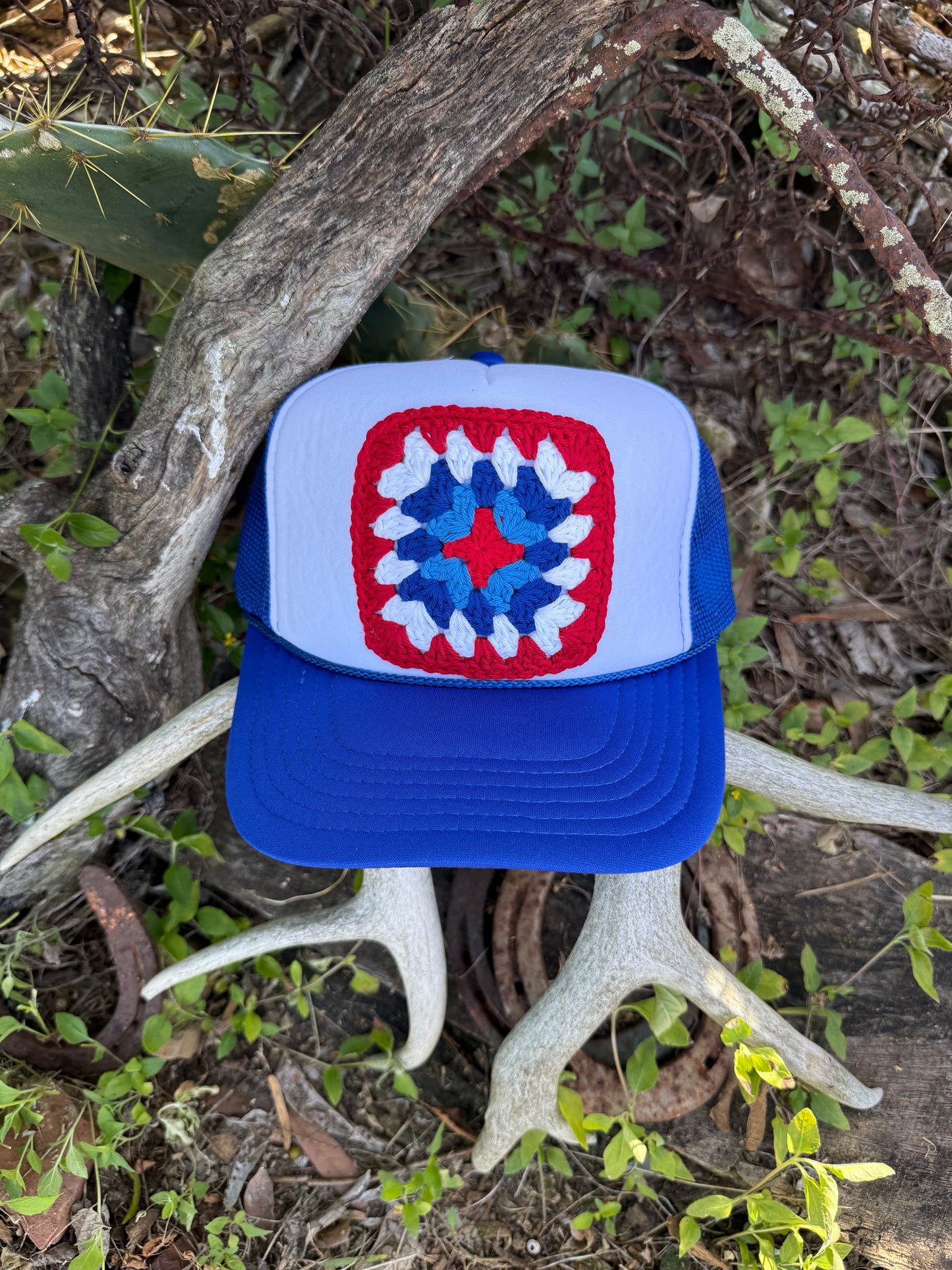 AMERICANA TRUCKER CAPS