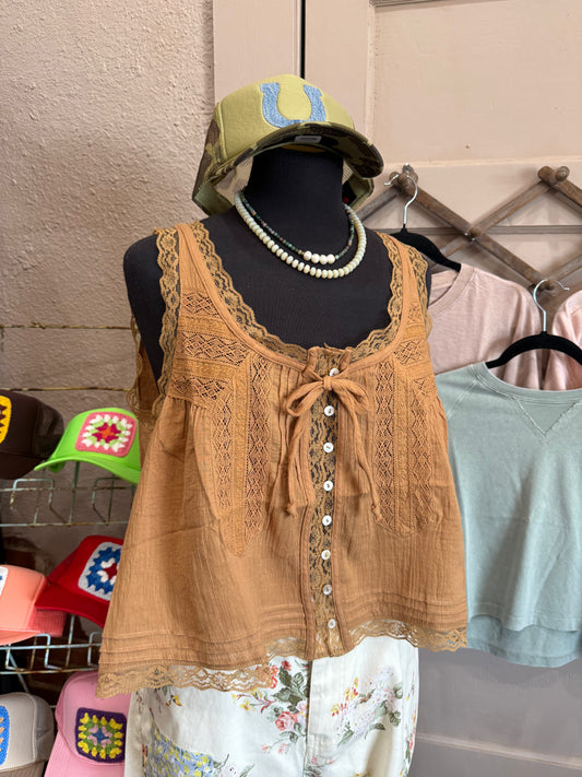 CAMEL LACE TANK