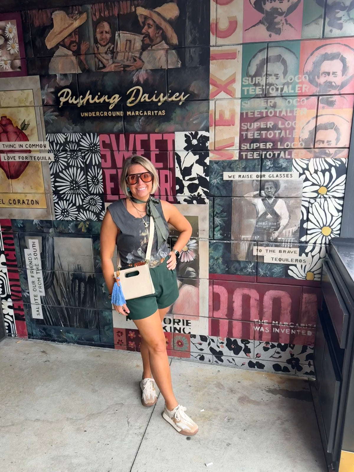HIGH WAISTED PLEATED SHORTS